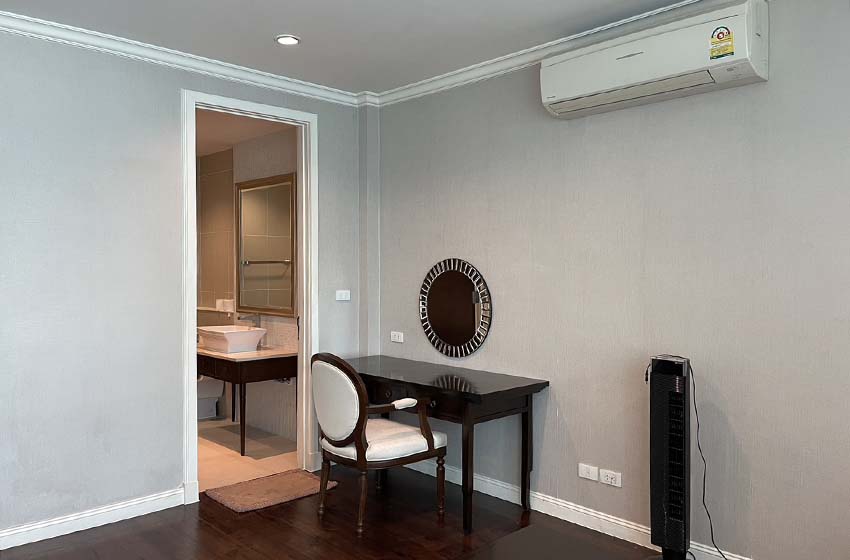 Condominium in Rama 9 